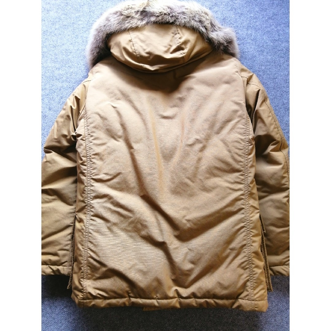 WOOLRICH(ウールリッチ)の【未使用に近い】WOOLRICH ウールリッチ アークティックパーカー メンズのジャケット/アウター(ダウンジャケット)の商品写真