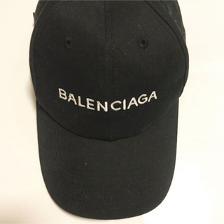 ⭐︎値下げしました⭐︎ BALENCIAGA　キャップ　ブラック