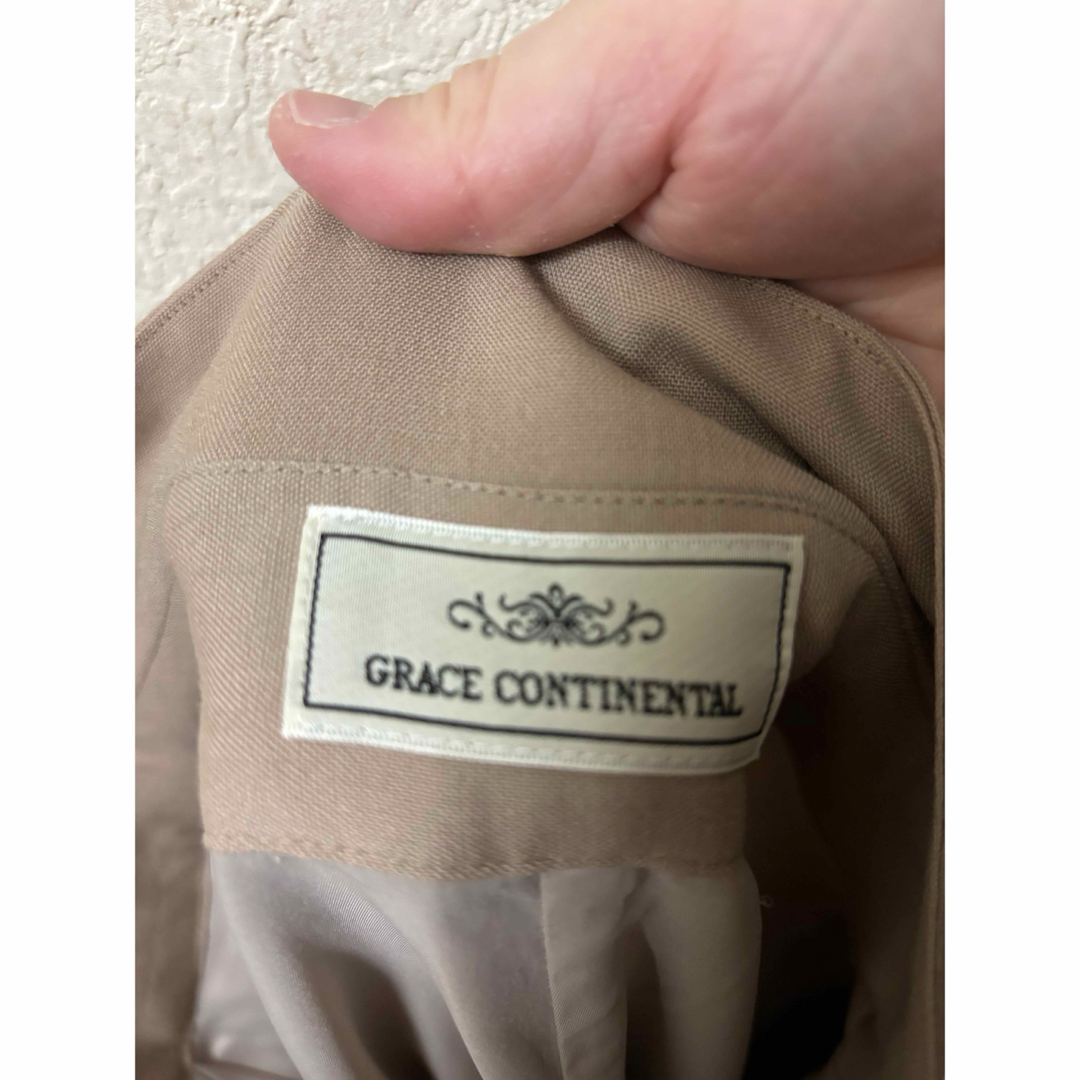 GRACE CONTINENTAL(グレースコンチネンタル)のイレギュラーワイドパンツ レディースのパンツ(カジュアルパンツ)の商品写真