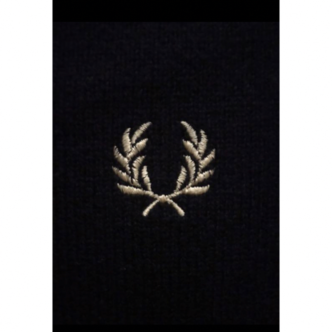 FRED PERRY(フレッドペリー)のFRED PERRY LAMBSWOOL V-NECK セーター メンズのトップス(ニット/セーター)の商品写真