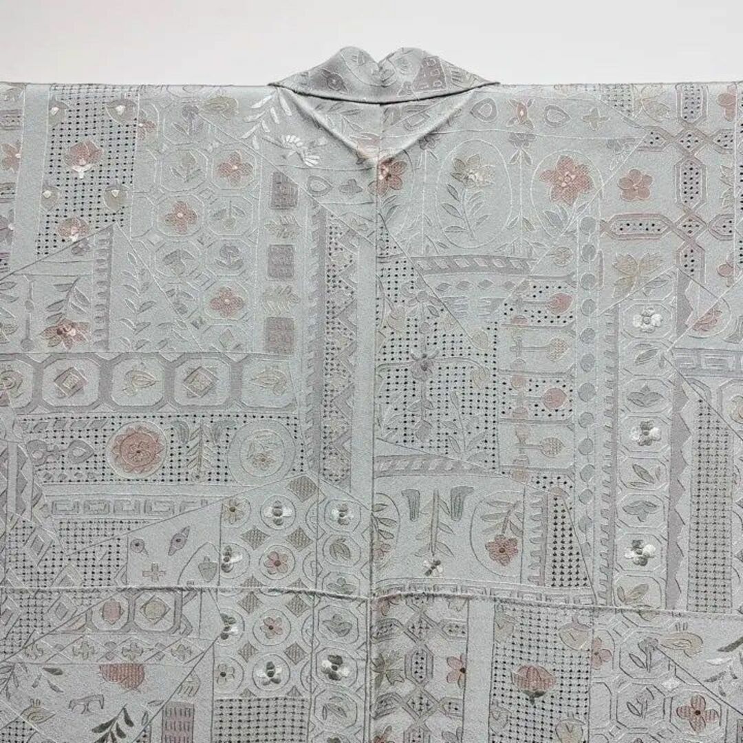 総刺繍の小紋　着物 レディースの水着/浴衣(着物)の商品写真