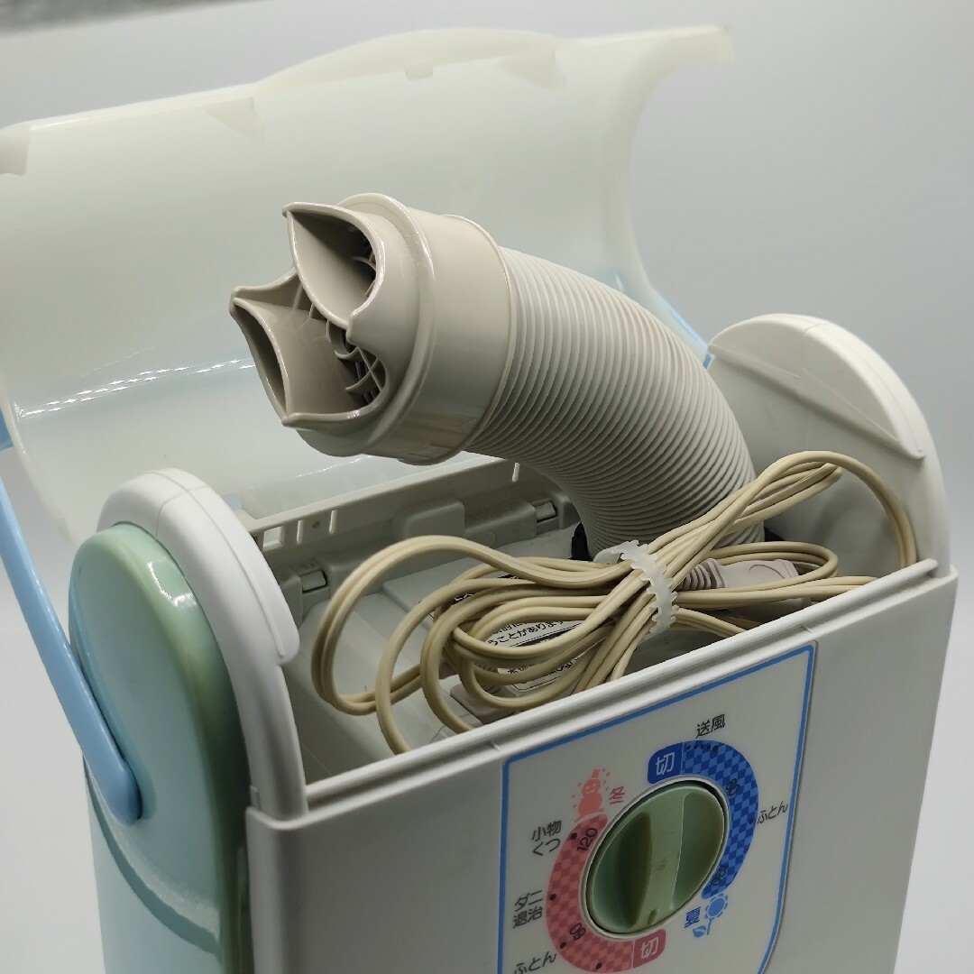 三菱電機(ミツビシデンキ)の布団乾燥機 MITSUBISHI AD-P40-A スマホ/家電/カメラの生活家電(衣類乾燥機)の商品写真
