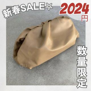 新春SALE‼️ガマグチ ギャザー ショルダーバッグ ベージュ 斜めがけ 韓国(クラッチバッグ)