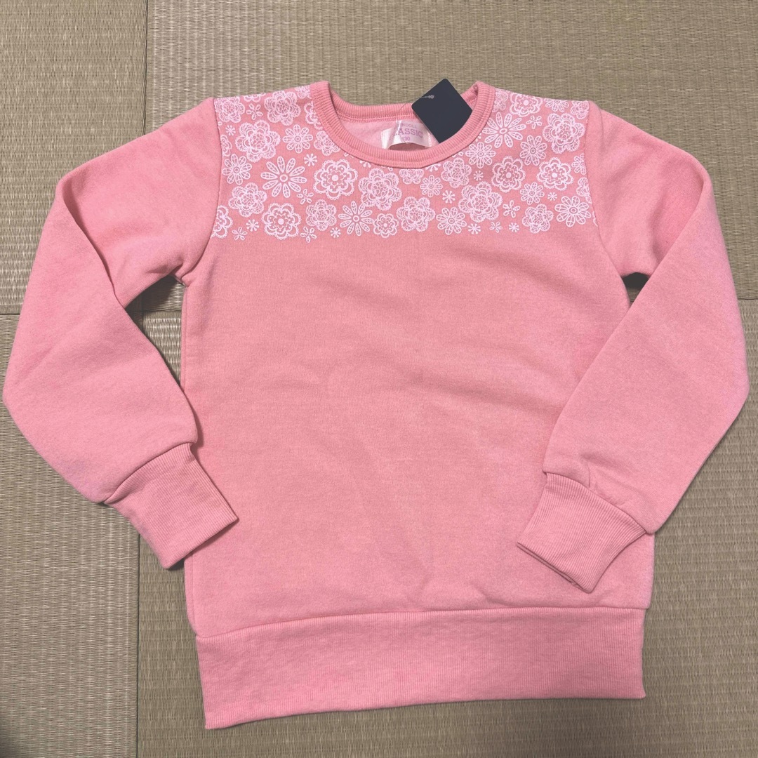 新品　裏起毛トレーナー  130 キッズ/ベビー/マタニティのキッズ服女の子用(90cm~)(Tシャツ/カットソー)の商品写真