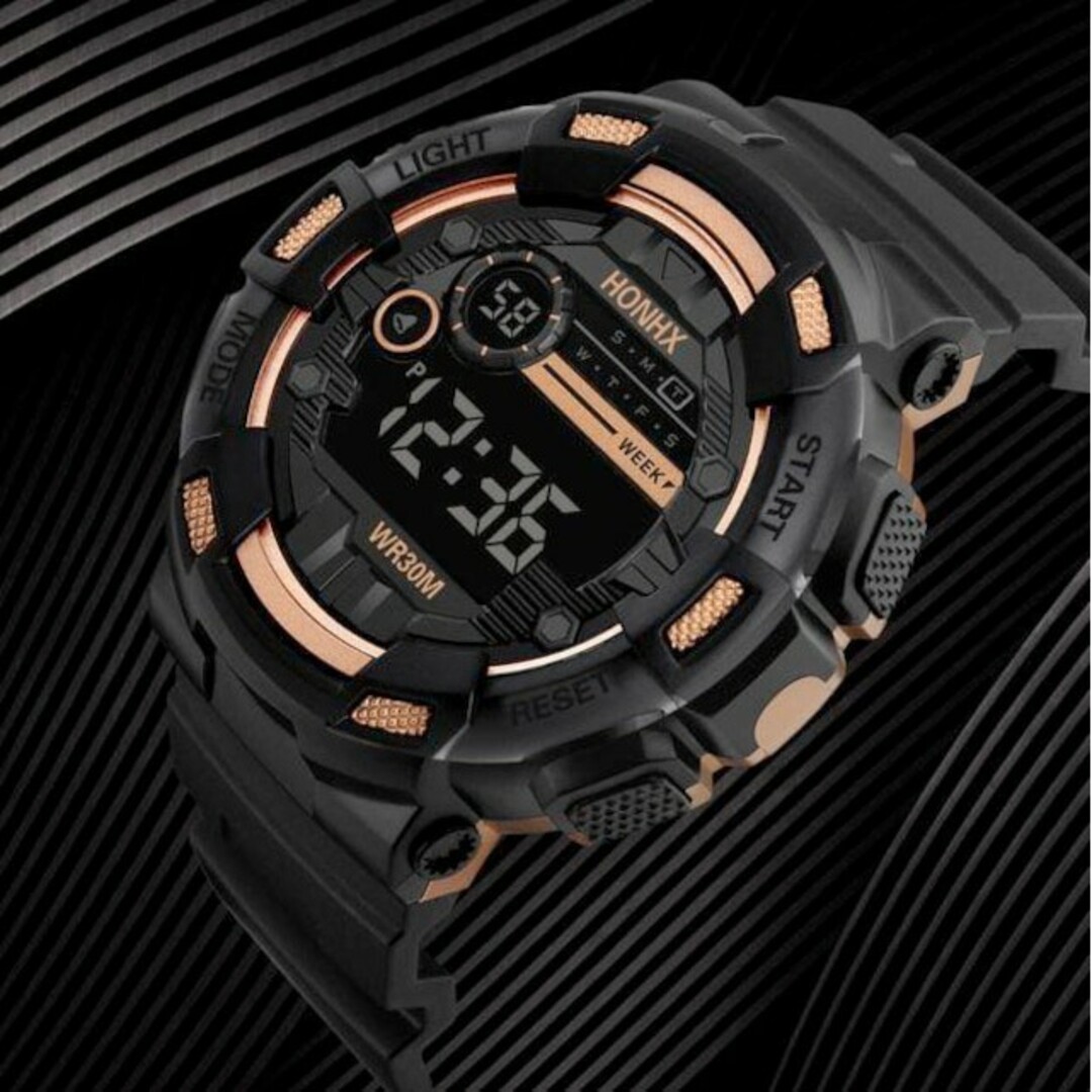0313 新品 LED デジタル 腕時計 黒ゴールド メンズの時計(腕時計(デジタル))の商品写真