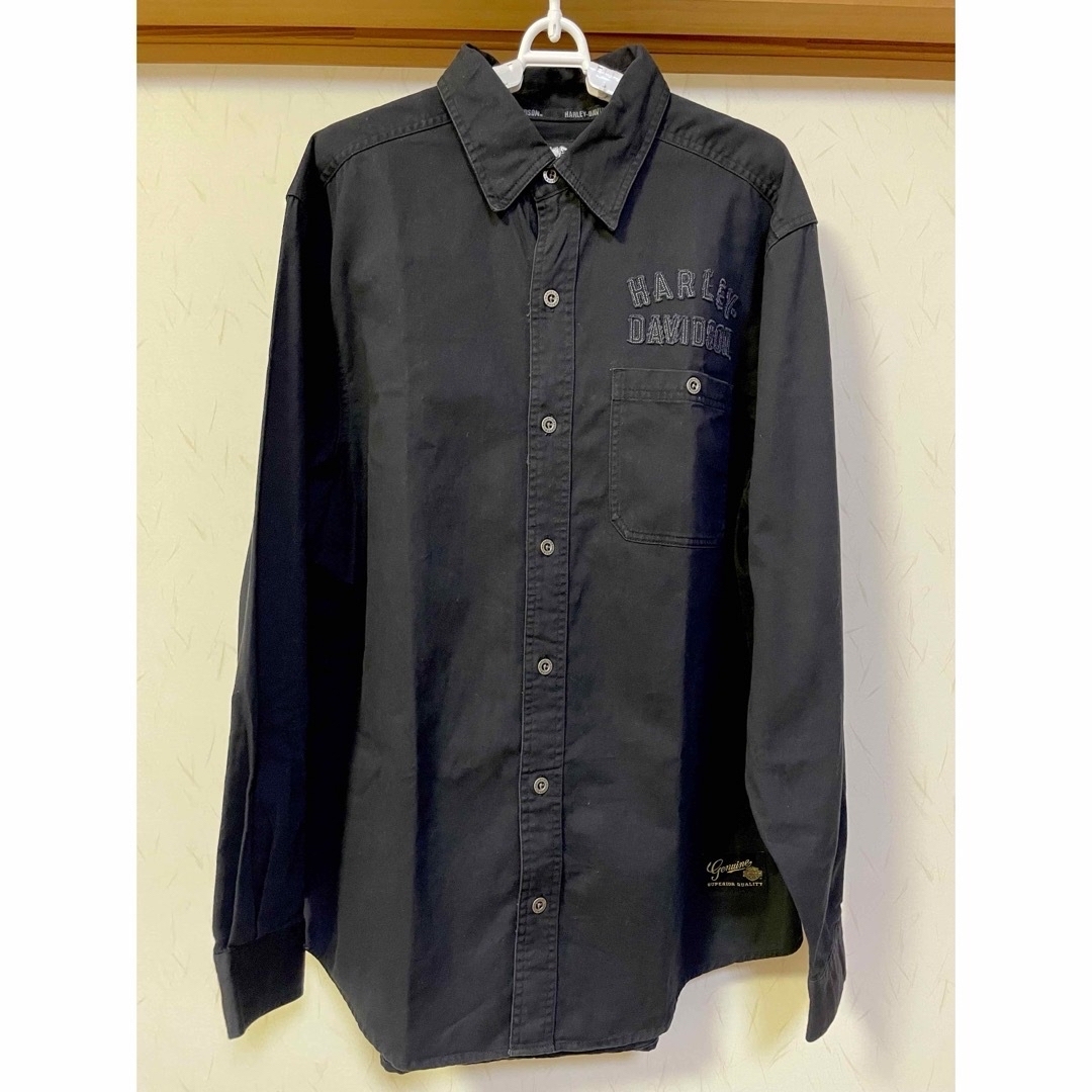 Harley Davidson(ハーレーダビッドソン)のハーレーダビットソン ロゴワッペン 黒シャツ 長袖 ブラック メンズ Lサイズ メンズのトップス(シャツ)の商品写真