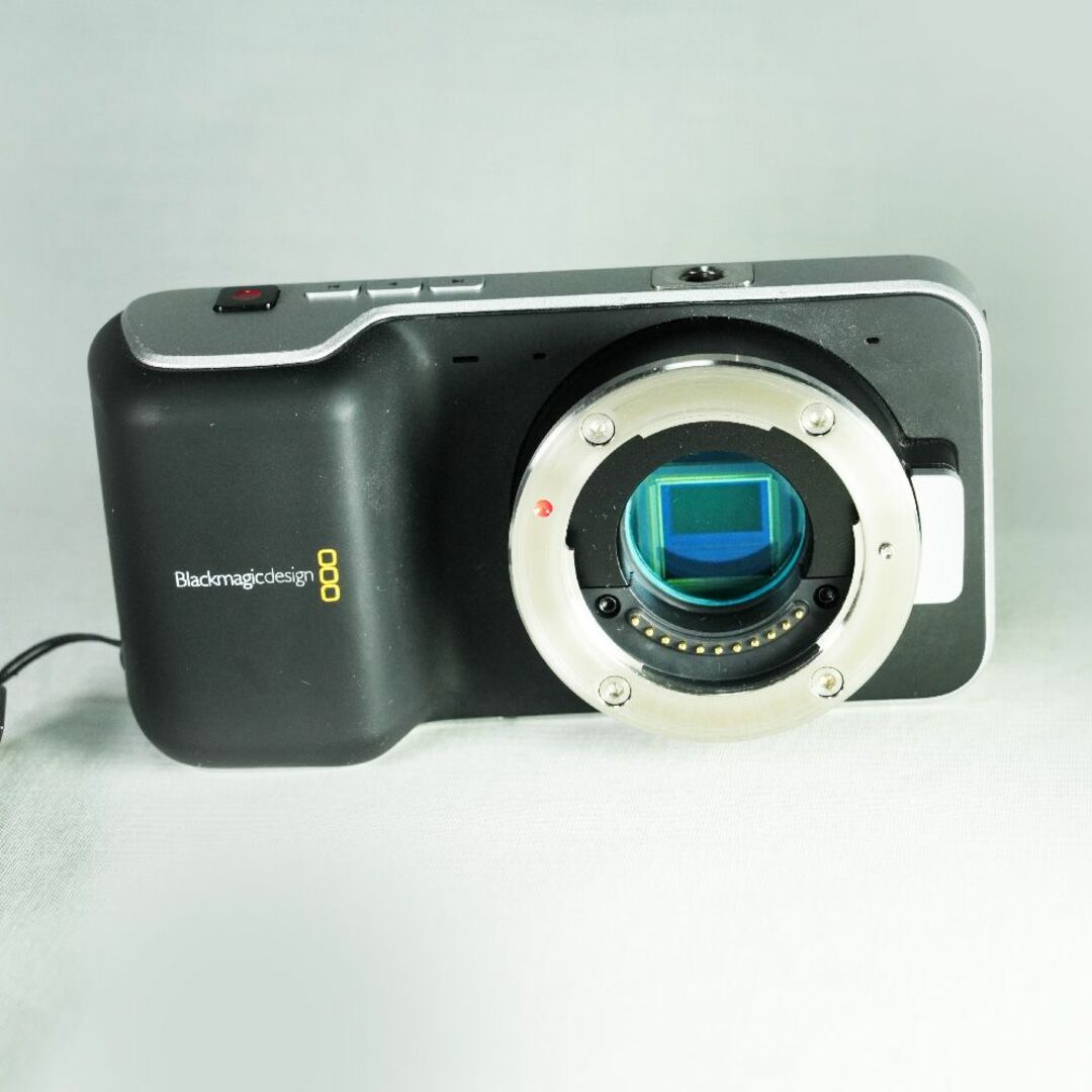 Blackmagicdesign(ブラックマジック)の初代Blackmagic design pocket cinema camera スマホ/家電/カメラのカメラ(デジタル一眼)の商品写真