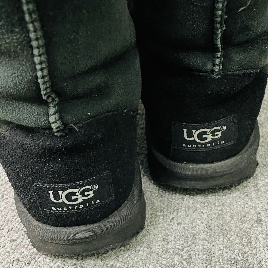 UGG(アグ)のUGGアグ オーストラリア クラシック ショート ムートンブーツ 黒 23cm レディースの靴/シューズ(ブーツ)の商品写真