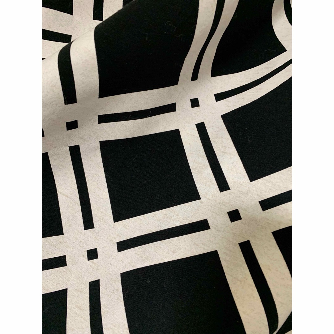 GRACE CONTINENTAL(グレースコンチネンタル)のグレースクラス バイアスチェック裏起毛スカート グレースコンチネンタル　IENA レディースのスカート(ひざ丈スカート)の商品写真