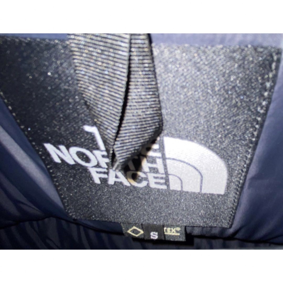 THE NORTH FACE(ザノースフェイス)のTHE NORTH FACE マウンテンダウンジャケット バーントオリーブ S メンズのジャケット/アウター(ダウンジャケット)の商品写真