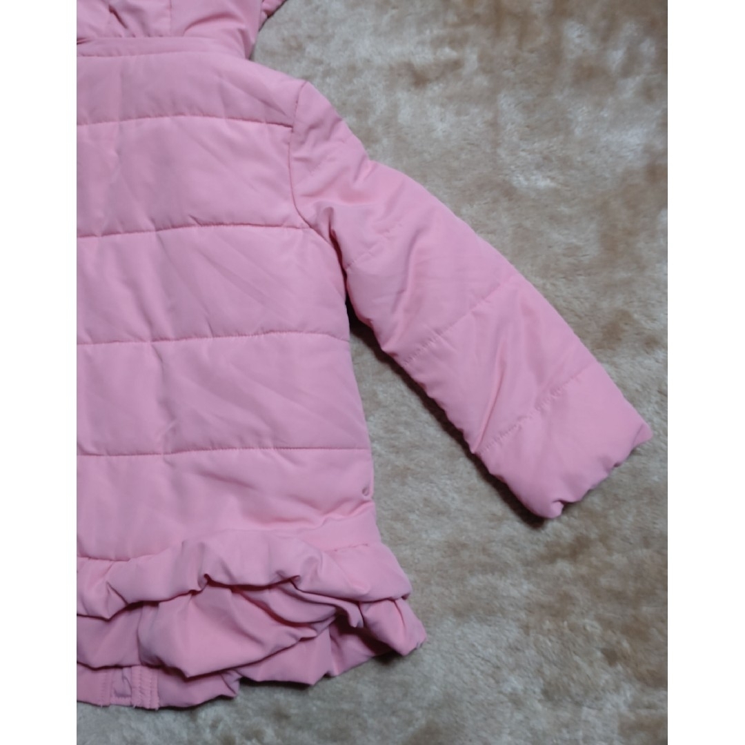 BeBe(ベベ)のキスドロップ 中綿入りコート 110 キッズ/ベビー/マタニティのキッズ服女の子用(90cm~)(コート)の商品写真