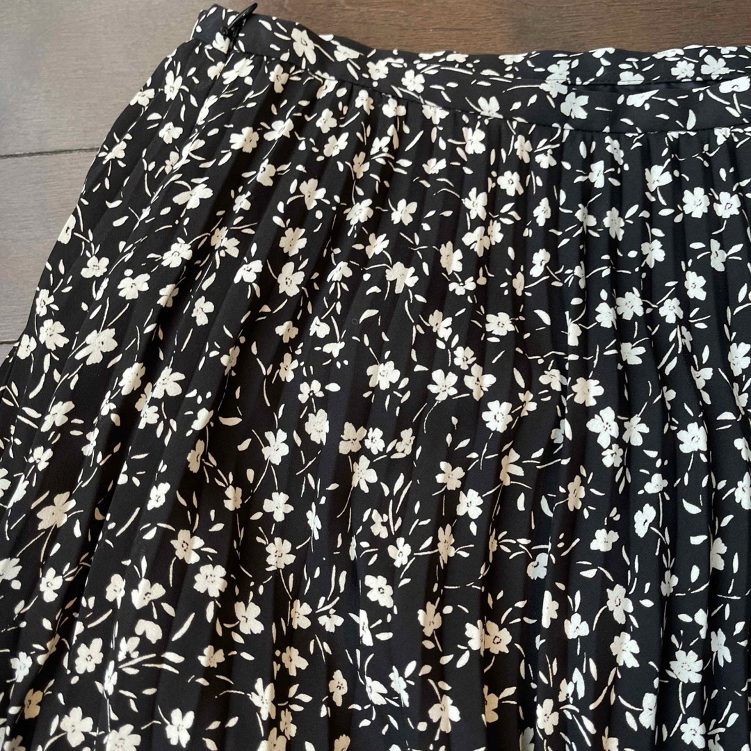 MACKINTOSH PHILOSOPHY(マッキントッシュフィロソフィー)のマッキントッシュフィロソフィー  プリーツスカート レディースのスカート(ロングスカート)の商品写真