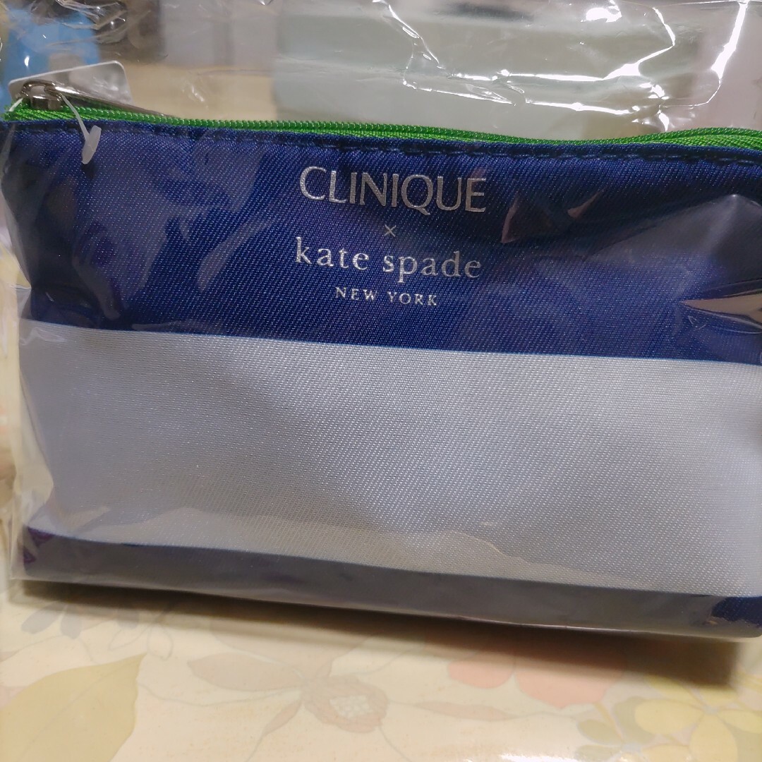 CLINIQUE(クリニーク)のクリニーク ギフトセット T kate spade コスメ/美容のキット/セット(サンプル/トライアルキット)の商品写真