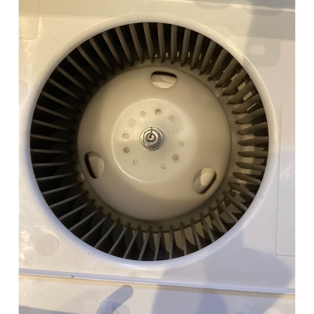 TOTO(トウトウ)のTOTO 浴室暖房乾燥機 三乾王 ジャンク 2017年製 スマホ/家電/カメラの生活家電(衣類乾燥機)の商品写真