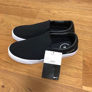 ナイキ(NIKE)のナイキ　ウィメンズコートレガシースリッポン　スニーカー　NIKE　25.0cm(スニーカー)