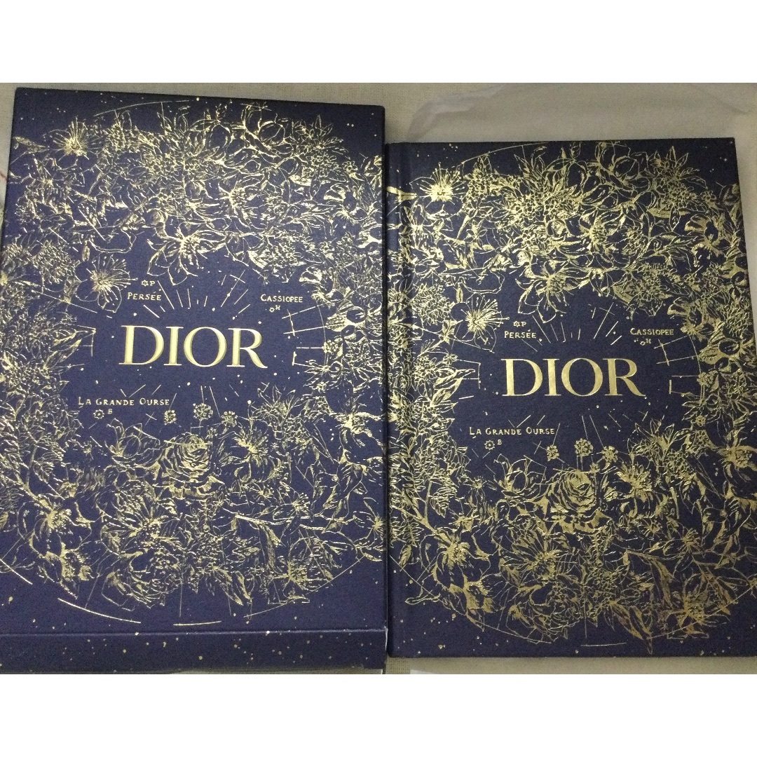 Christian Dior(クリスチャンディオール)のクリスチャンディオール プレミアムノートブック ホリデー 2022ノートブック インテリア/住まい/日用品の文房具(ノート/メモ帳/ふせん)の商品写真