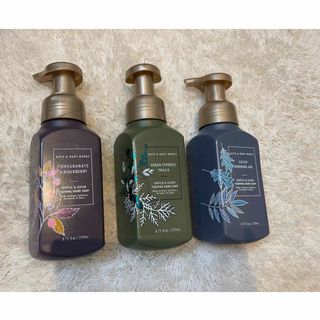 バスアンドボディーワークス(Bath & Body Works)のバスアンドボディワークス　泡ハンドソープ3本(ボディソープ/石鹸)