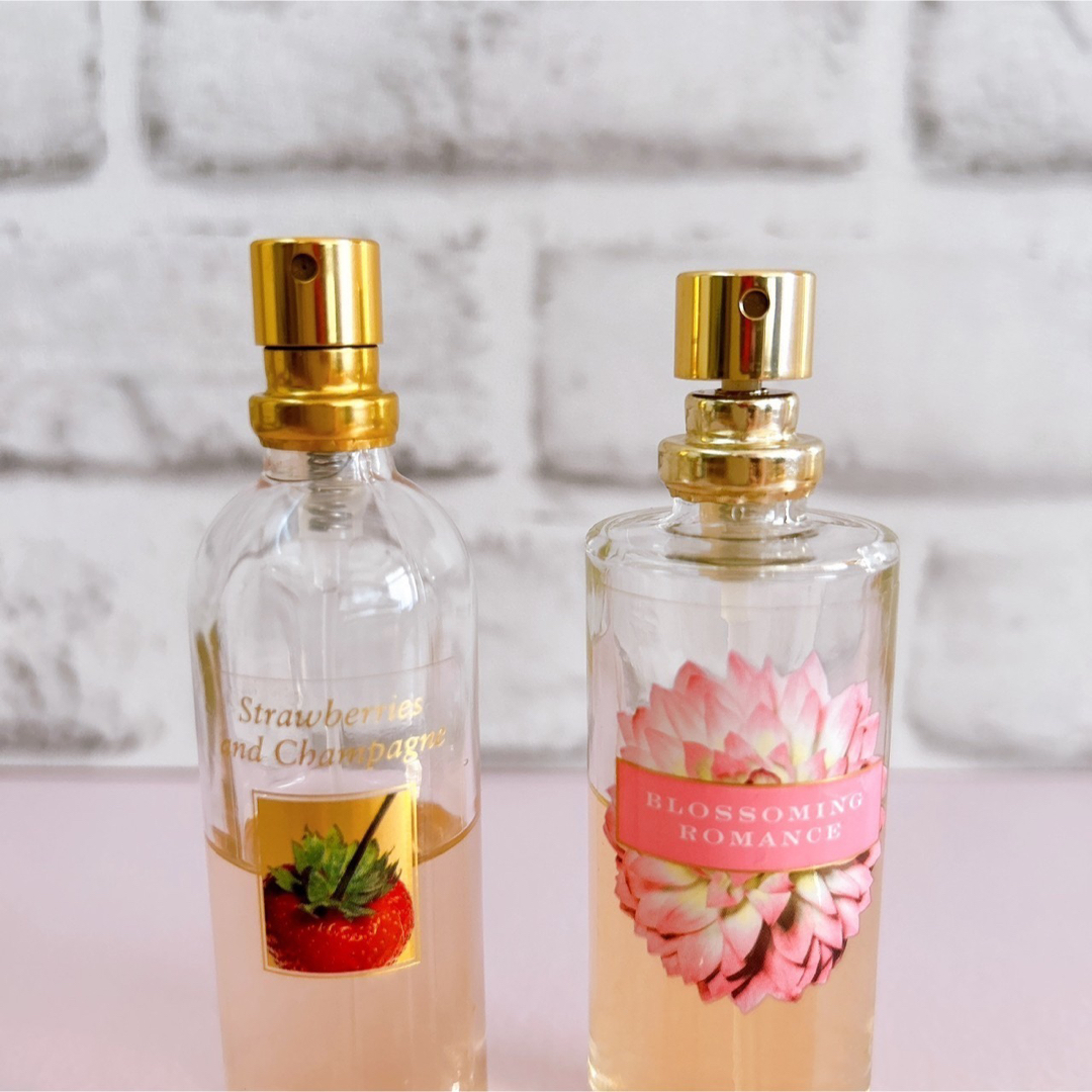 Victoria's Secret(ヴィクトリアズシークレット)の超希少★お宝レア有 ヴィクトリアシークレット 香水 30ml×2本おまとめセット コスメ/美容のリラクゼーション(アロマポット/アロマランプ/芳香器)の商品写真