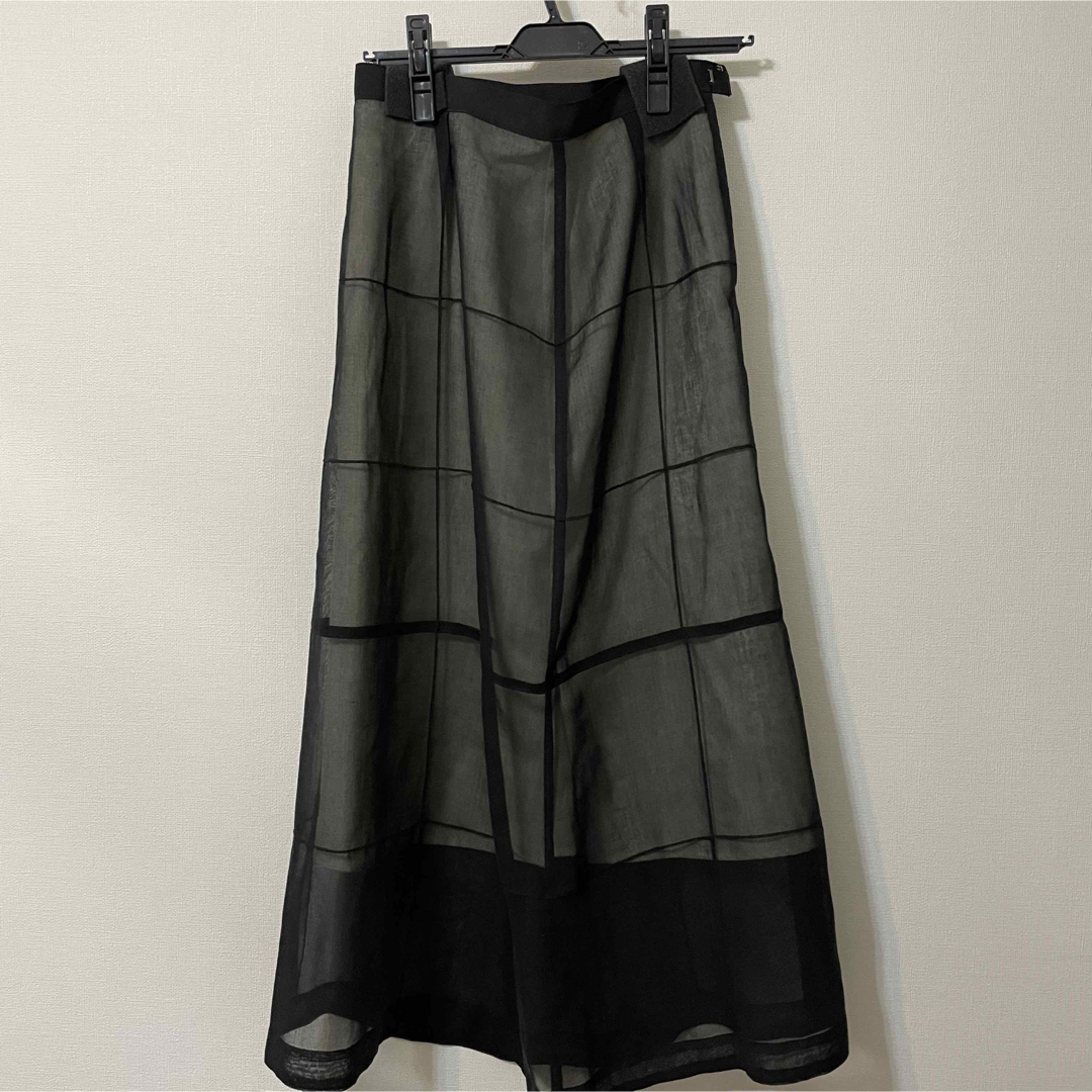 LE CIEL BLEU(ルシェルブルー)のルシェルブルー シアスカート ブラック 黒 レディースのスカート(ロングスカート)の商品写真