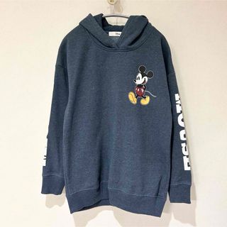 ディズニー(Disney)の【美品】ディズニー パーカー ミッキー プルオーバー グレー Mサイズ(パーカー)