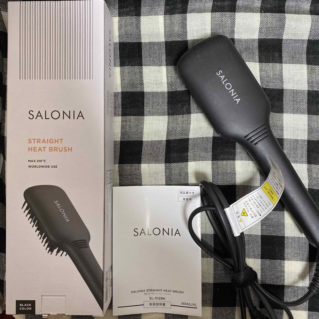 SALONIA◆サロニア◆ストレートヒートブラシ◆SL-012BK スマホ/家電/カメラの美容/健康(ヘアアイロン)の商品写真