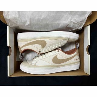 ナイキ(NIKE)のNIKE SB BLAZER LOW QS Doyenne 新品 未使用 ナイキ(スニーカー)