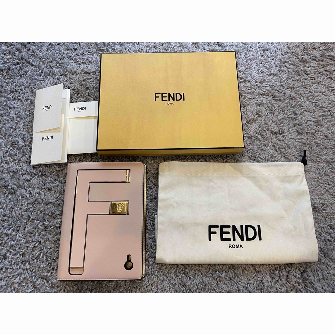 FENDI(フェンディ)のFENDI iPad mini ケース スマホ/家電/カメラのスマホアクセサリー(iPadケース)の商品写真