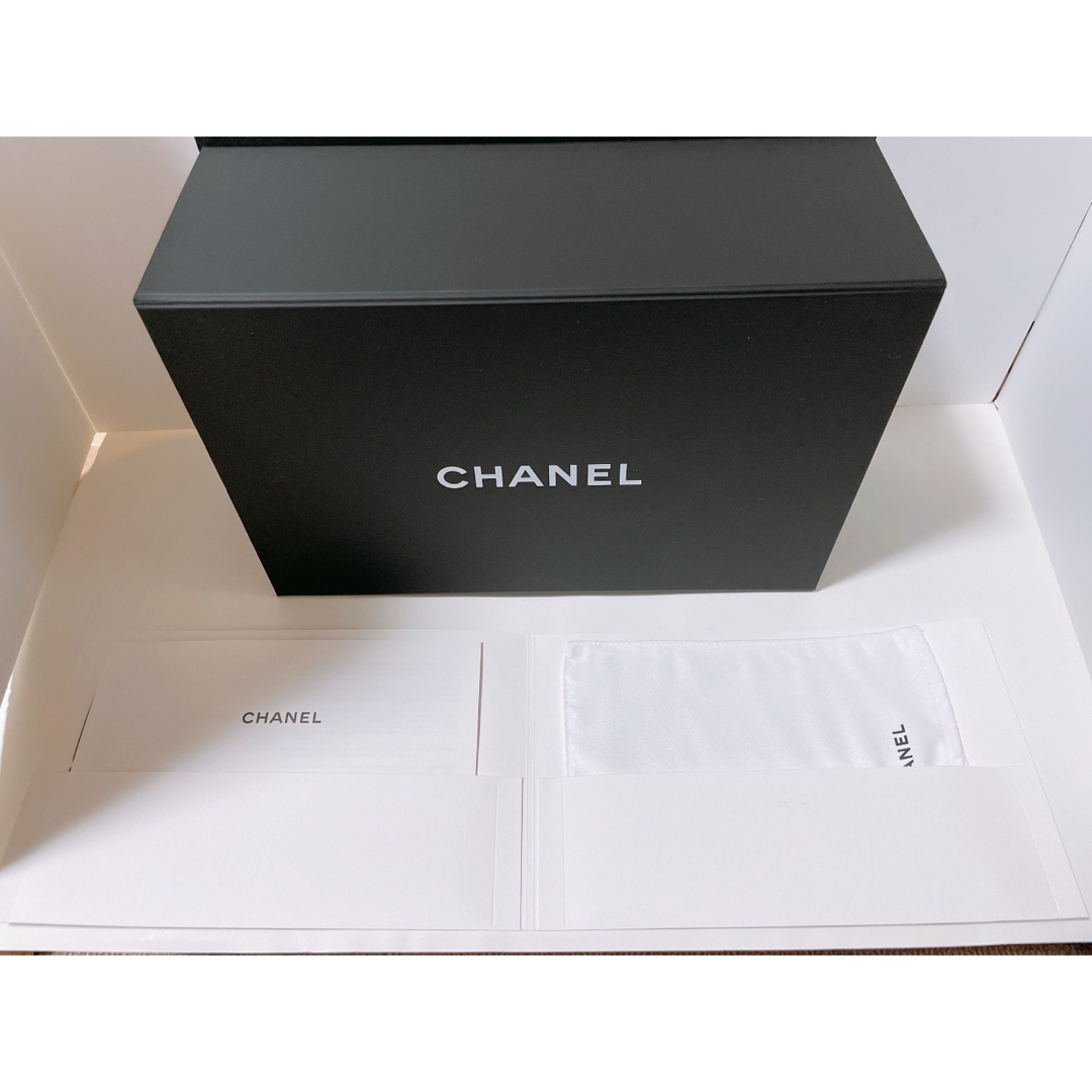 CHANEL ホリデーラッピング　バッグ BOX