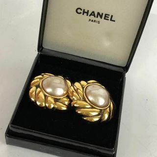 シャネル(CHANEL)のCHANEL シャネル イヤリング アクセサリー パール ゴールド(イヤリング)