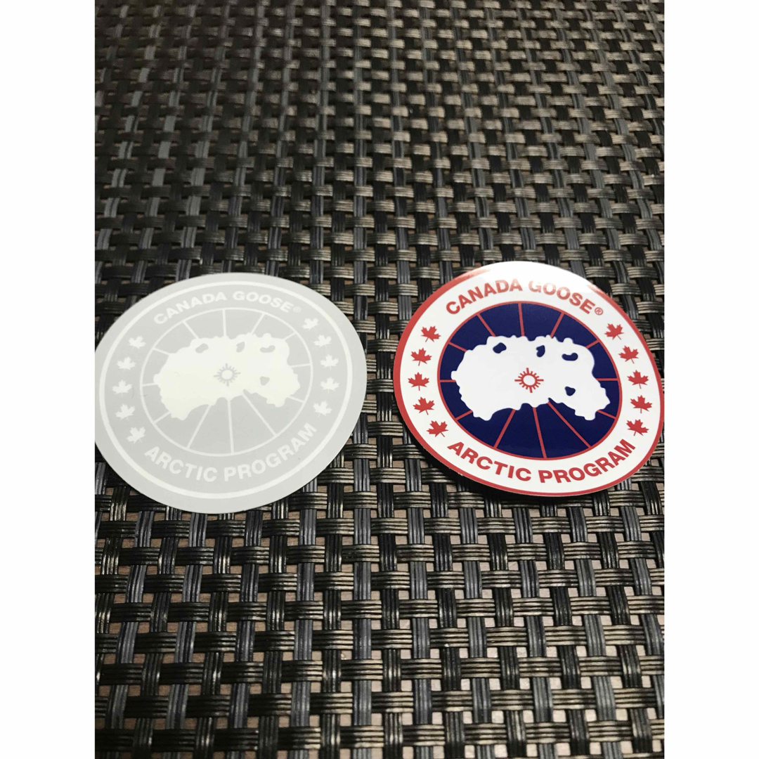 CANADA GOOSE(カナダグース)のCANADA GOOSE カナダグース 非売品ステッカー3枚セット メンズのジャケット/アウター(ダウンジャケット)の商品写真