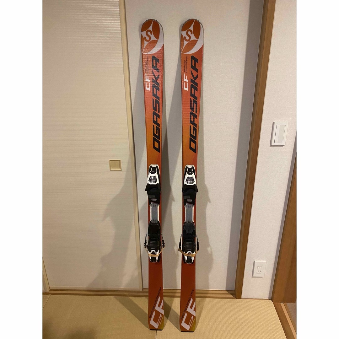 OGASAKA(オガサカ)のオガサカCF 165cm  マーカーFDT10 スポーツ/アウトドアのスキー(板)の商品写真