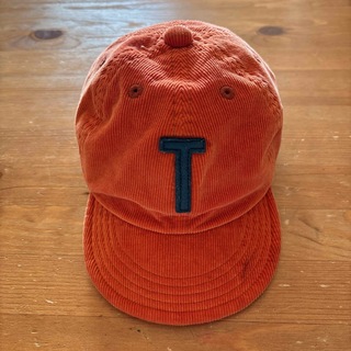 ブリーズ(BREEZE)のホットドッグ刺繍オレンジキッズ帽子(帽子)