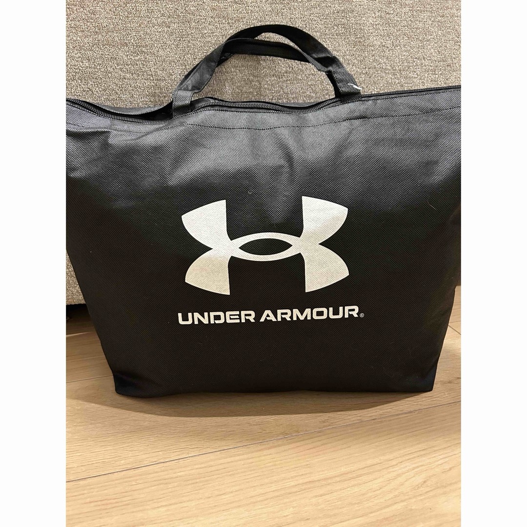 UNDER ARMOUR - 2024アンダーアーマー 福袋 レディースMサイズの UNDER ARMOUR - 2024アンダーアーマー 福袋 レディースMサイズの