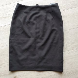 エイチアンドエム(H&M)のH&M ひざ丈 きれいめ スカート 黒(ひざ丈スカート)