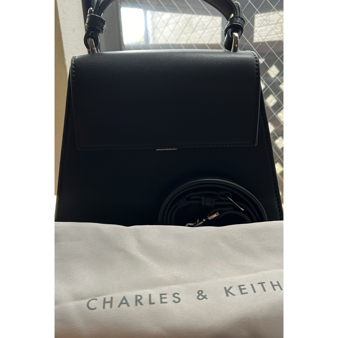 Charles and Keith(チャールズアンドキース)のCharles & Keith ショルダーバック レディースのバッグ(ショルダーバッグ)の商品写真