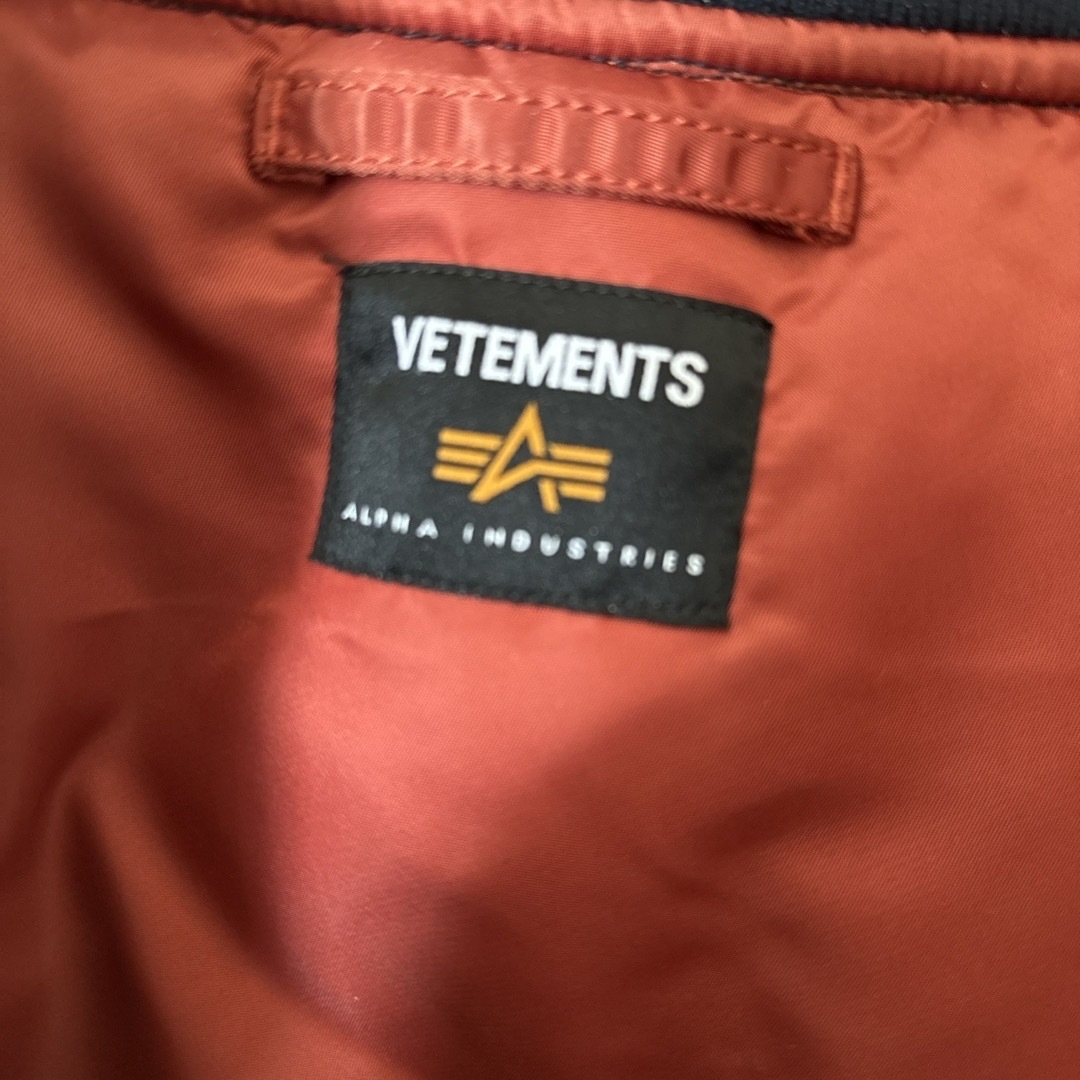 VETEMENTS(ヴェトモン)のvetements × Alpha Racing Bomber Jacket メンズのジャケット/アウター(ブルゾン)の商品写真