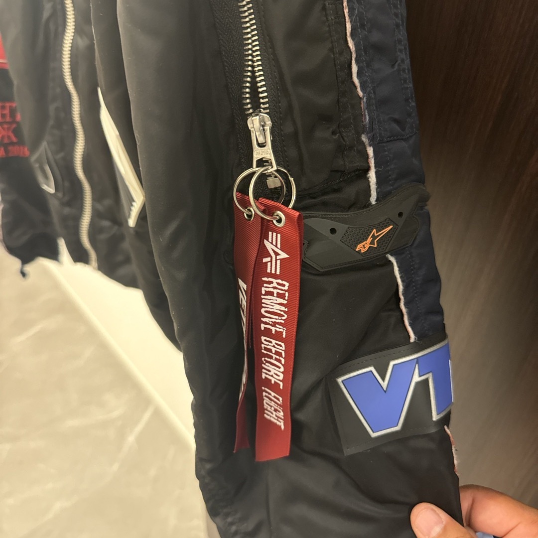 VETEMENTS(ヴェトモン)のvetements × Alpha Racing Bomber Jacket メンズのジャケット/アウター(ブルゾン)の商品写真