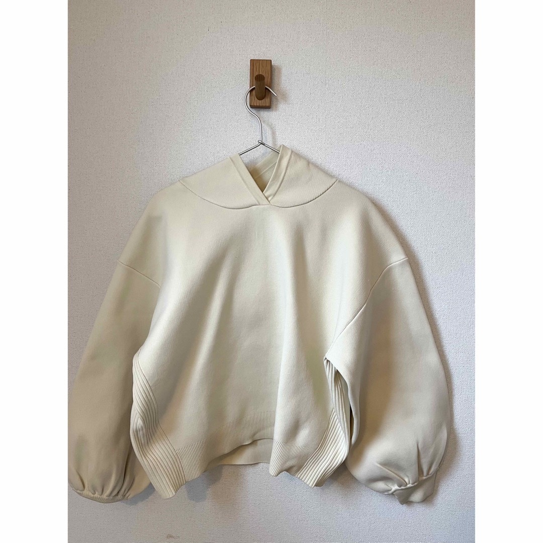 moussy(マウジー)の【MOUSSY】 HOODIE KNIT トップス レディースのトップス(パーカー)の商品写真