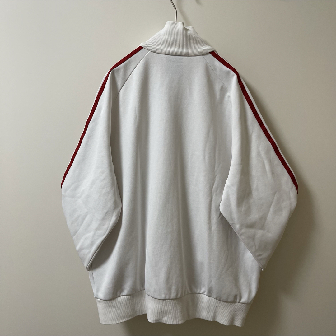 美品 L】アディダス刺繍トラックジャケット古着ジャージ 美品 L】アディダス刺繍トラックジャケット古着ジャージ