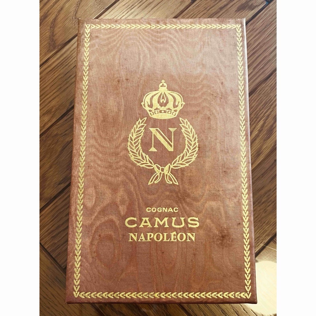 カミュ - 未開栓 箱付き CAMUS カミュ ナポレオン コニャック カミュ - 未開栓 箱付き CAMUS カミュ ナポレオン コニャック