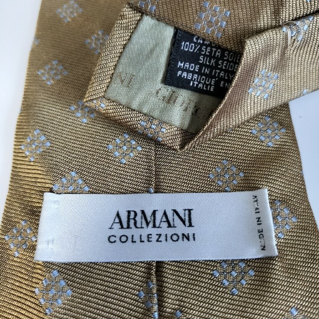 ARMANI COLLEZIONI(アルマーニ コレツィオーニ)のアルマーニコレツォーニ　ネクタイ メンズのファッション小物(ネクタイ)の商品写真