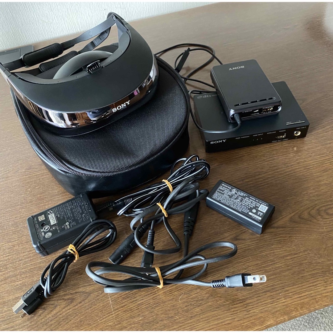 SONY ヘッドマウントディスプレーHMZ-T3W SONY ヘッドマウントディスプレーHMZ-T3W