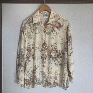 ローラアシュレイ(LAURA ASHLEY)のIaura ashley 花柄ブラウス　美品(シャツ/ブラウス(長袖/七分))