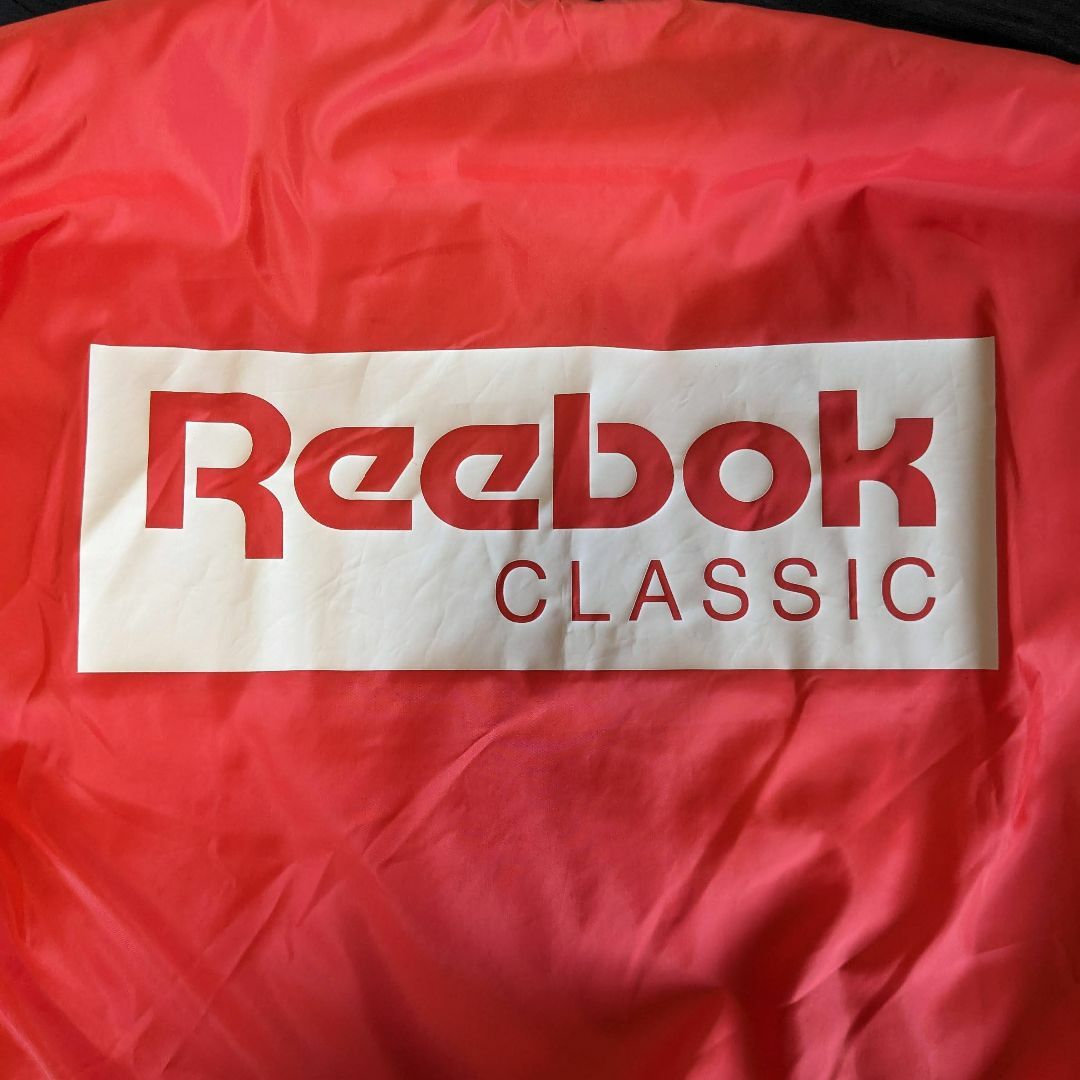 Reebok CLASSIC(リーボッククラシック)のタグ付き リーボック ボマージャケット ナイロンジャケット ブルゾン MA-1 メンズのジャケット/アウター(ブルゾン)の商品写真