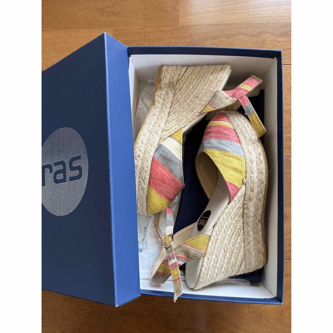 ras(ラス)の未使用品 RAS ウェッジソールサンダル エスパドリーユ サイズ37 レディースの靴/シューズ(サンダル)の商品写真