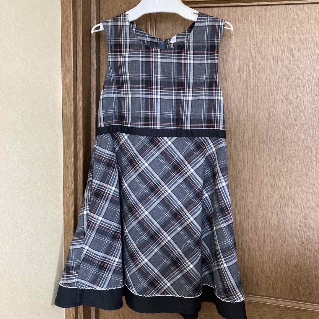 UNIQLO(ユニクロ)のセレモニースーツ　120  卒園式　入学式 キッズ/ベビー/マタニティのキッズ服女の子用(90cm~)(ドレス/フォーマル)の商品写真