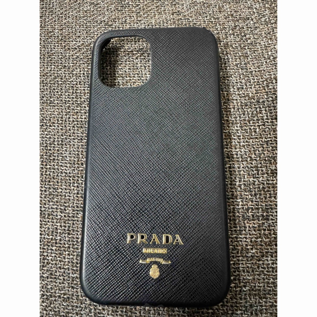 PRADA(プラダ)のPRADA iPhone12 Pro レザーケース スマホ/家電/カメラのスマホアクセサリー(iPhoneケース)の商品写真