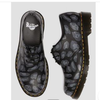 Dr.Martens  27686001  24センチ（UK5）