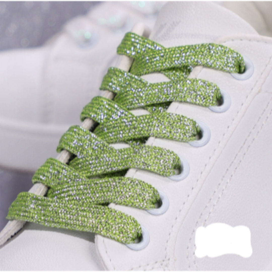 ラメ入り　靴紐　グリーン　140cm メンズの靴/シューズ(スニーカー)の商品写真