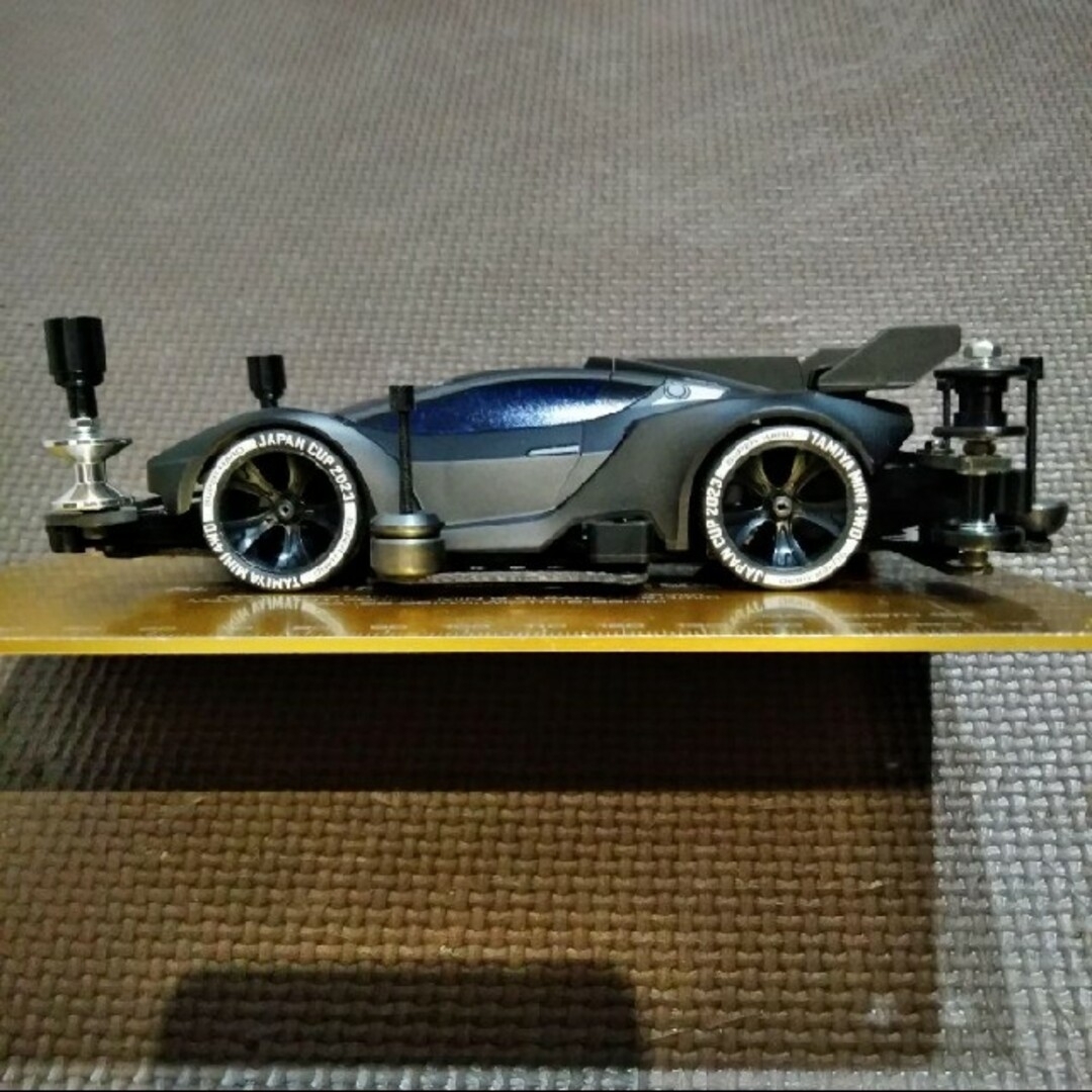 ミニ四駆 完成品 フェスタジョーヌ Matt Blackの通販 by ゆか ミニ四駆 完成品 フェスタジョーヌ Matt Blackの通販 by ゆか